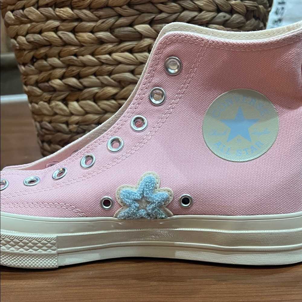 Converse Golf Le Fleur x Chuck 70 Chenille ‘Almond Blossom’